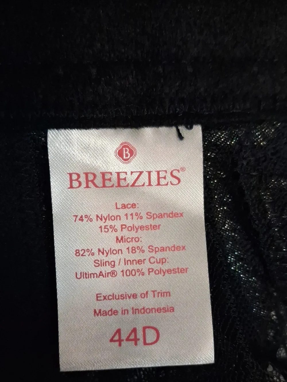 Breezies Size 44D Women's Black With Cream Lace-Trim Full Coverage WireFree Bra.